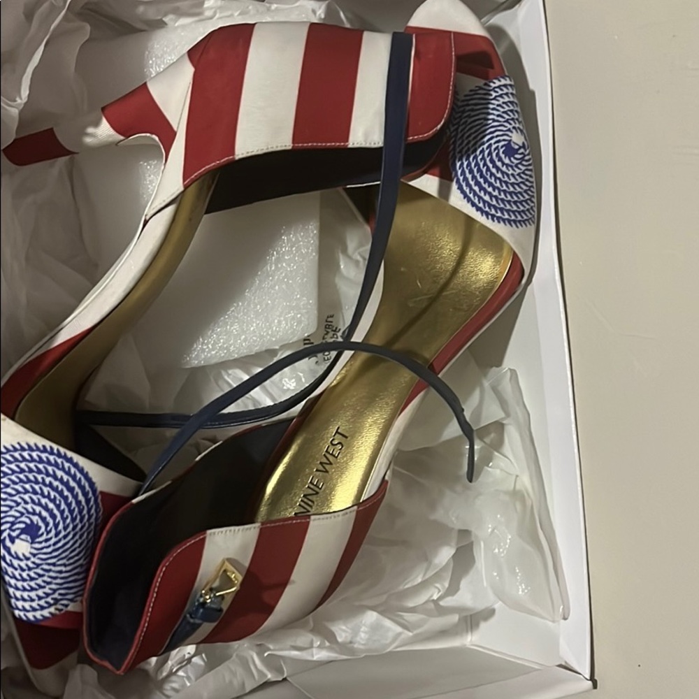 Size 11 Nine West heels